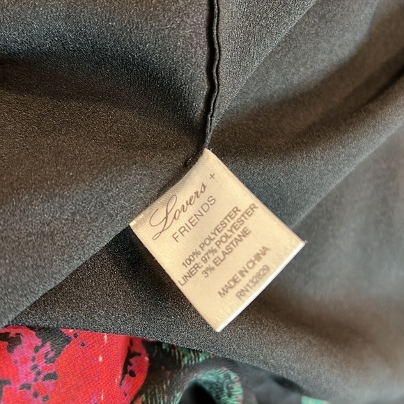 NWOT Lovers + Friends Gigi Rose Print Mini Wrap Dress Size S - Picture 9 of 9